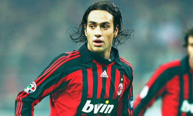 Trung vệ: Alessandro Nesta