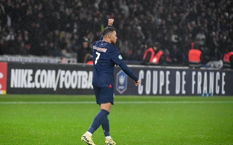 Chủ tịch là biệt danh của Mbappe do đồng đội đặt