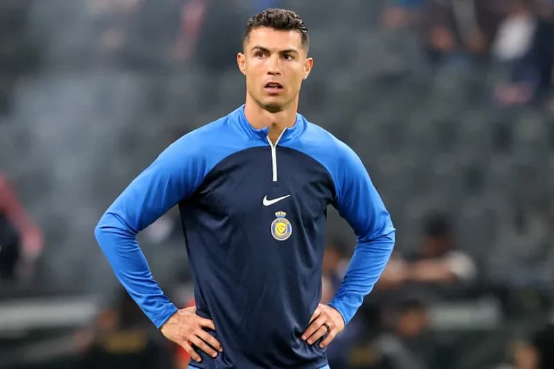 Nguồn thu nhập của Ronaldo đến từ đâu?