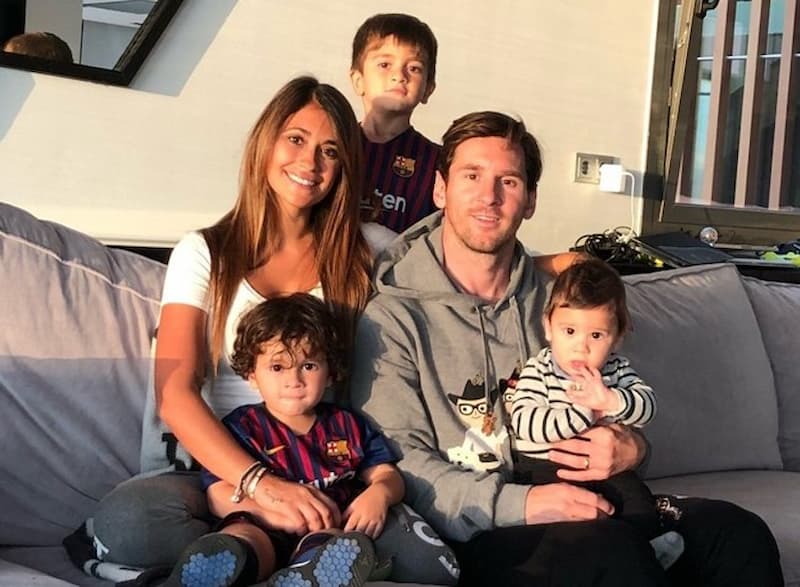 Vợ Messi là ai? Tìm hiểu về chuyện tình đẹp của hai vợ chồng