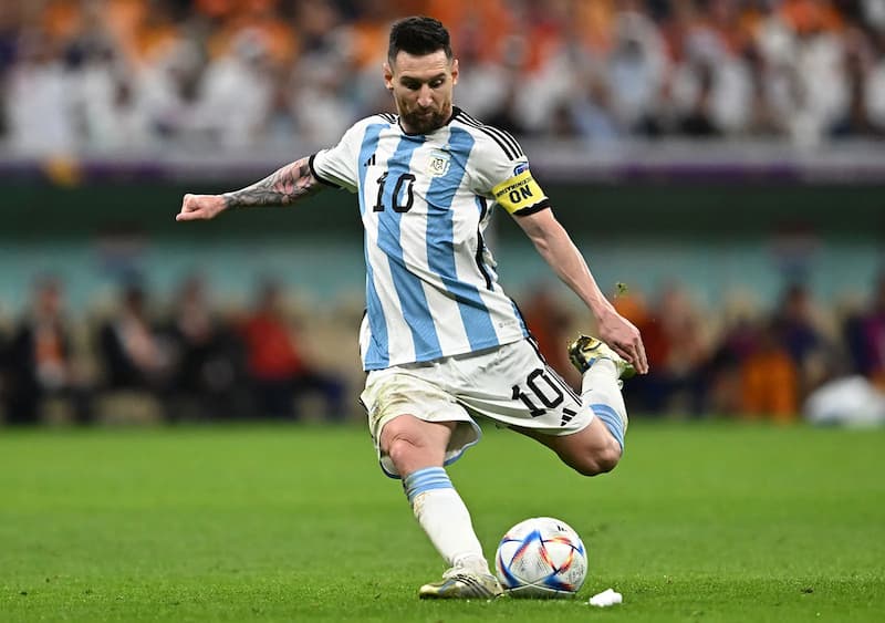 Messi - top các cầu thủ mặc áo số 10 hay nhất mọi thời