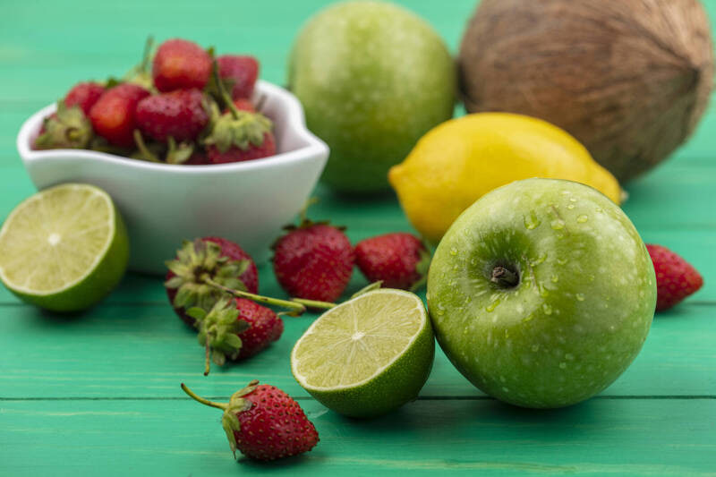 ความดันโลหิตสูงไม่ได้คุมได้ด้วยยาเพียงอย่างเดียว หมอเน็ตไอดอลอเมริกันแนะนำผลไม้ 5 ชนิดที่ช่วยลดความดัน